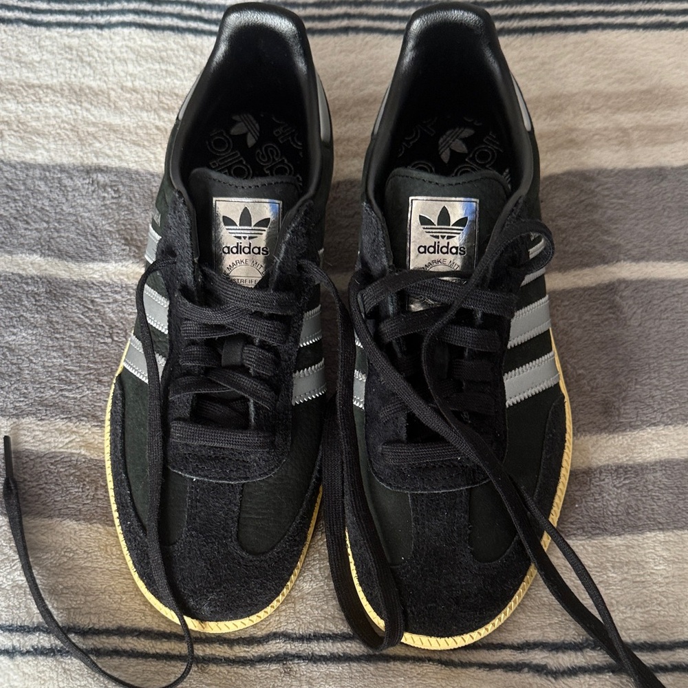 adidas Men’s Black Sneakers with Gray Stripes and Yellow Outsole Trim